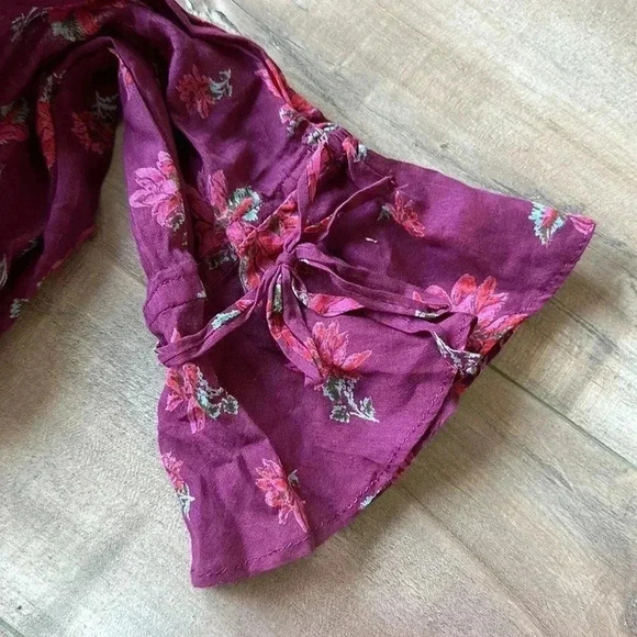 Free People Amanda Ruffle Floral Wrap Top in Sultry Combo Sz XS - Picture 10 of 10